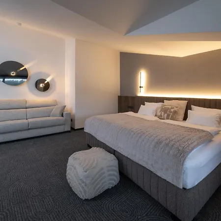 Hotell Penati Golf Sajdikove Humence